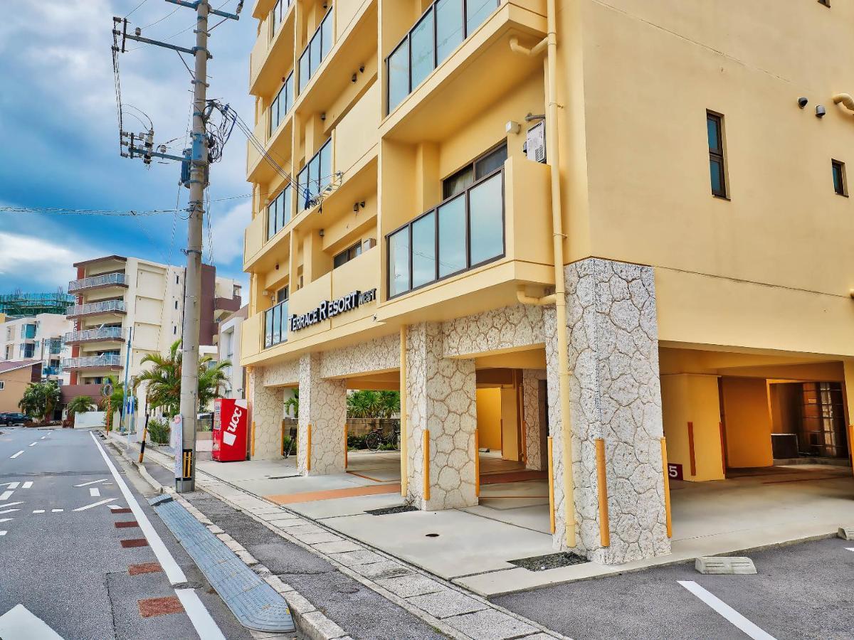Terrace Resort Chatan West Экстерьер фото