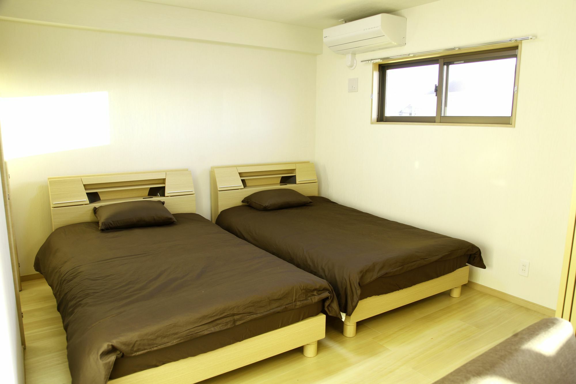 Terrace Resort Chatan West Экстерьер фото